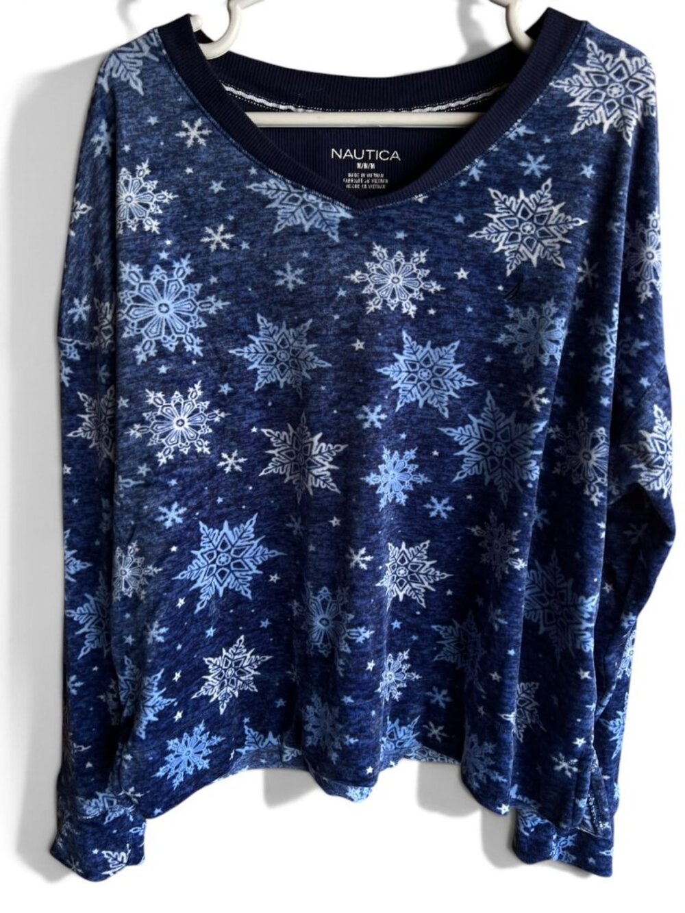 Nautica Blue Snowflake Print Fleece Long Sleeve Sleepwear Top Size M